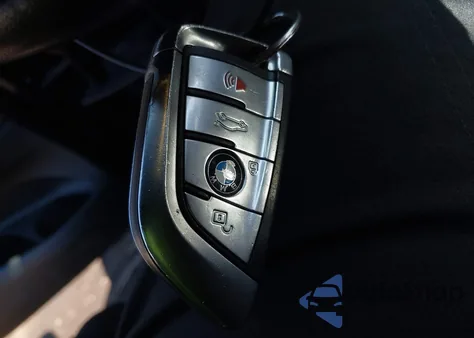 2018 BMW X5 xDrive35I z USA, uszkodzony, nr VIN 5UXKR0C51J0Y06029